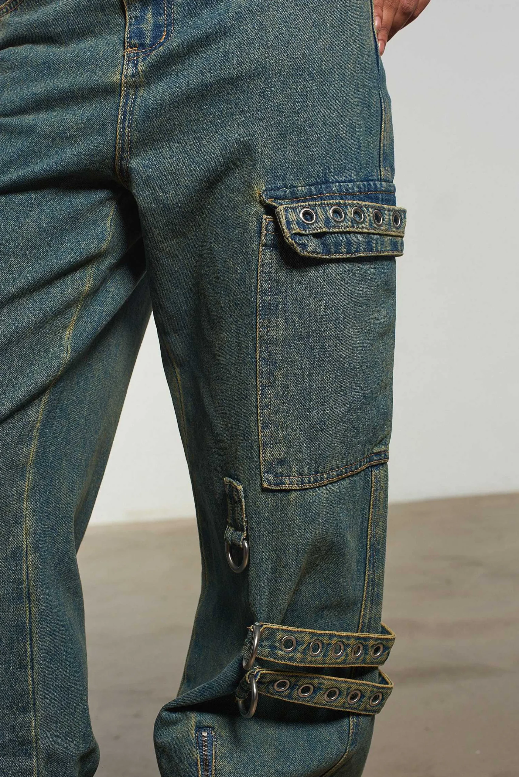 Bondage Jean Dirty Wash