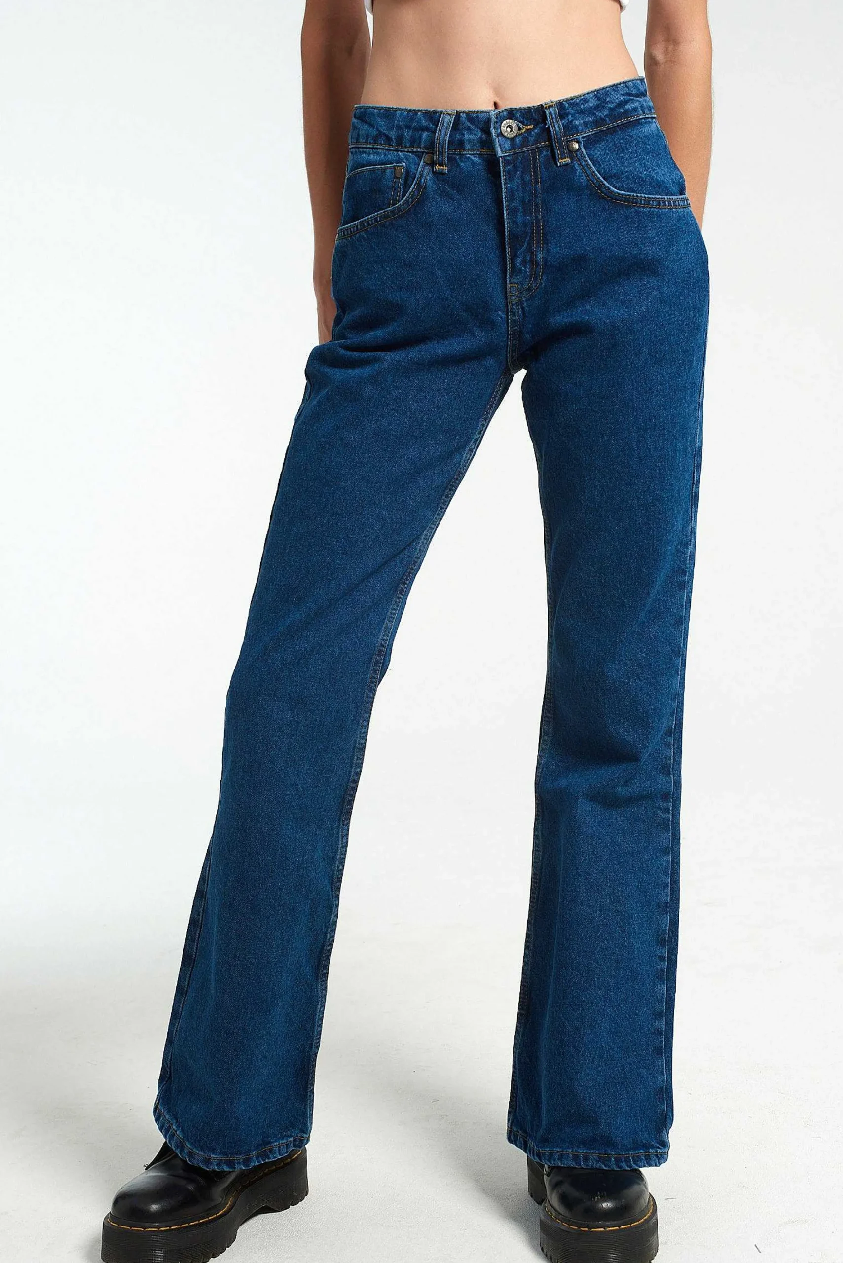 Boot Cut Dakota Jean - Indigo