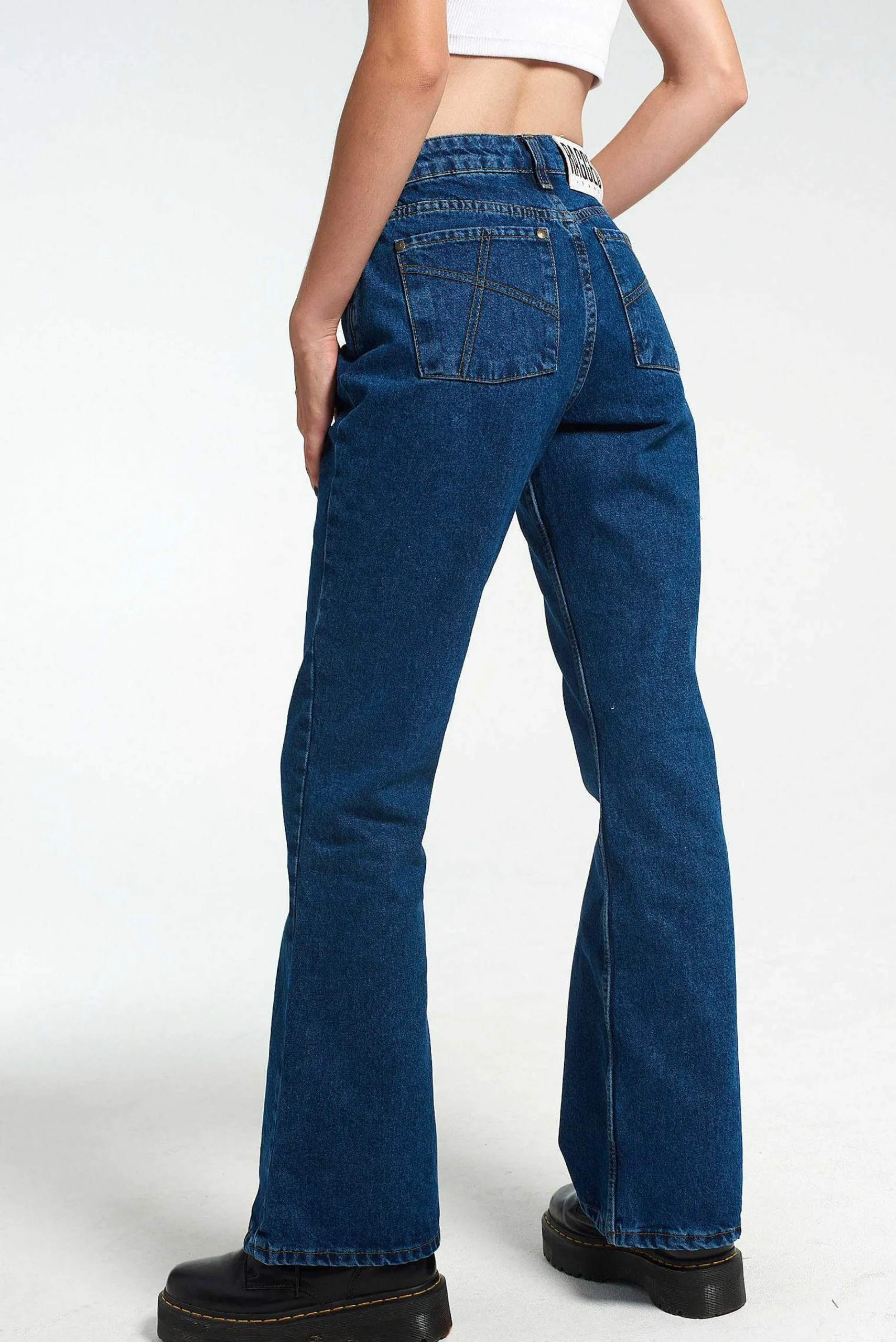 Boot Cut Dakota Jean - Indigo