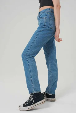 Butt Cut Jeans - Light Blue