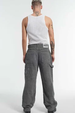 Jumbo Cord Skate Jean