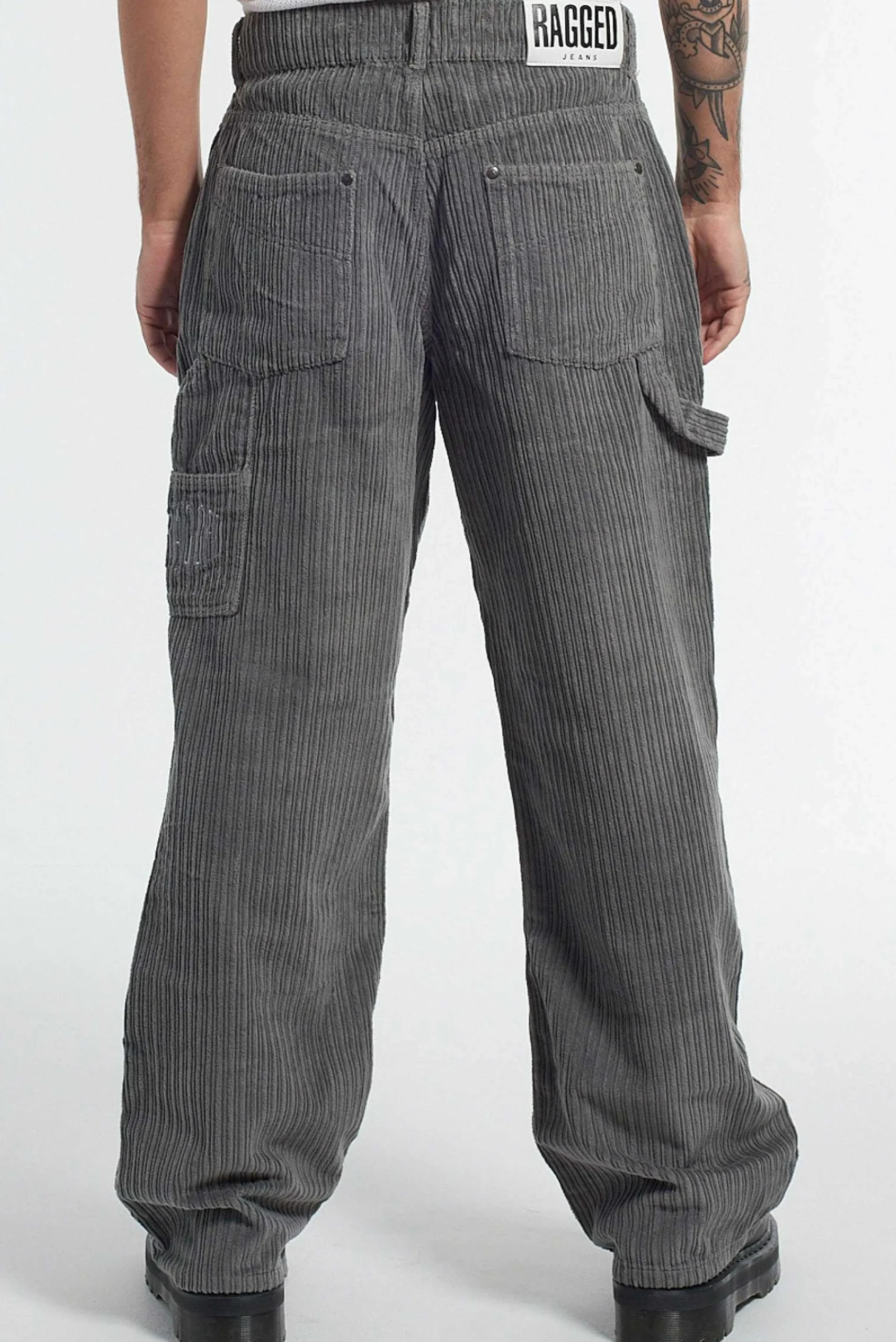 Jumbo Cord Skate Jean