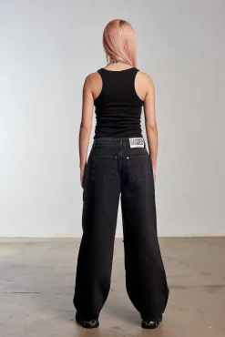 Knee Split Release Jean