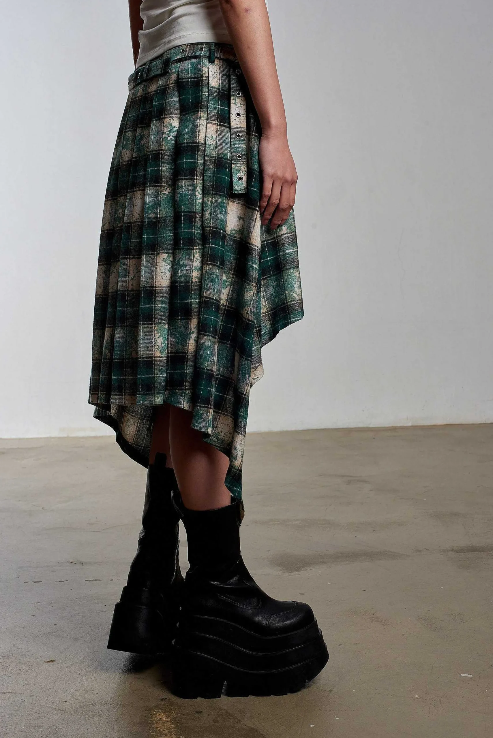 Lore Pleated Tartan Skirt