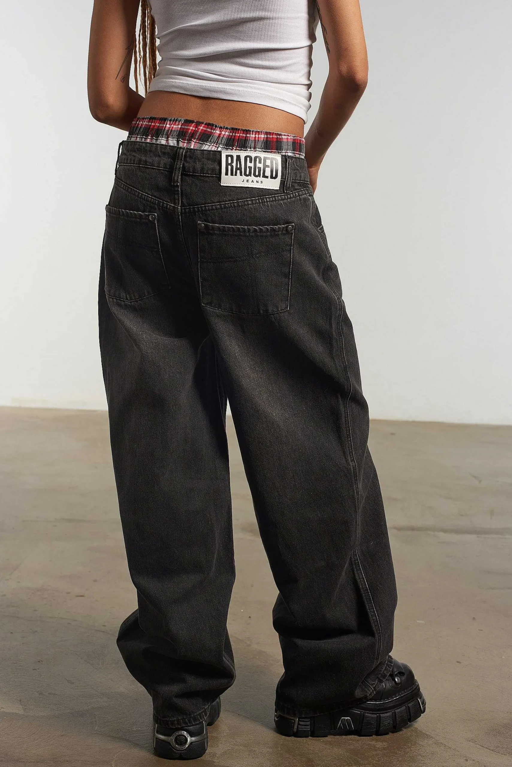 Release Jean Faded Black